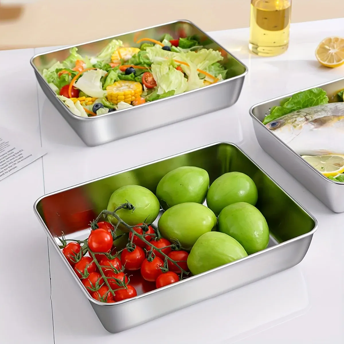 Conteneurs de stockage utilisés dans une cuisine moderne