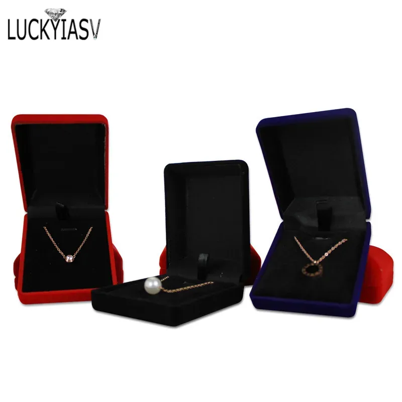 Coffret de rangement en velours pour colliers et boucles d'oreilles longues, disponible en noir, bleu et rouge 3