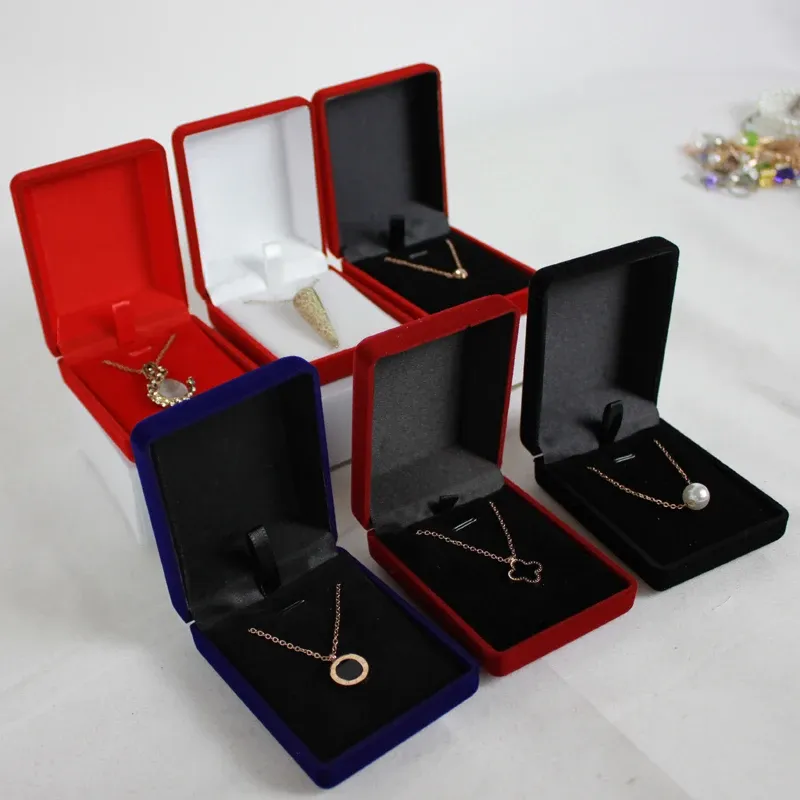Détail de l'écrin de rangement pour bijoux