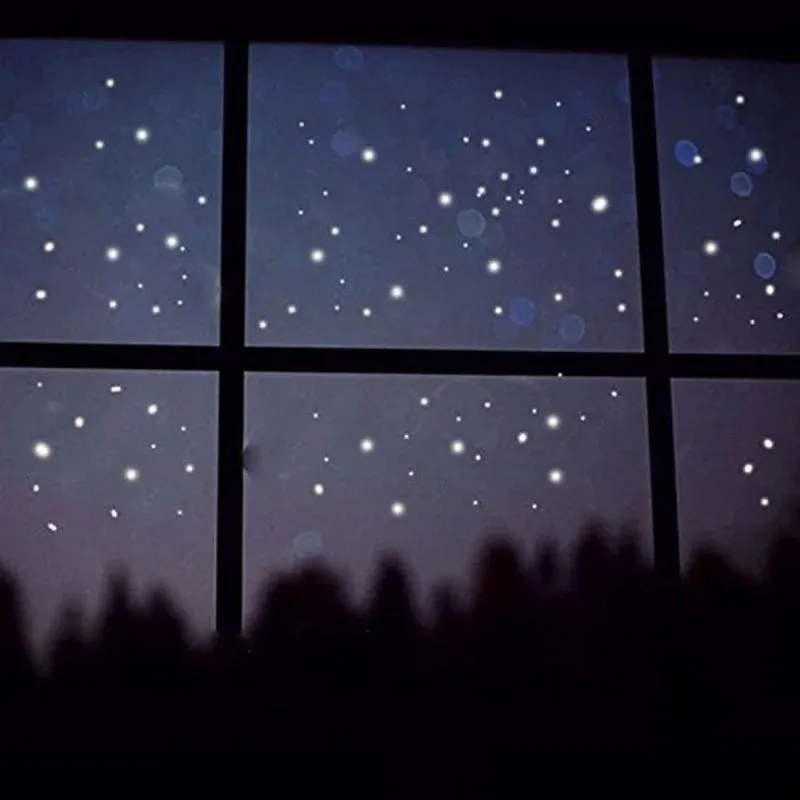 Autocollants étoilés lumineux dans l'obscurité
