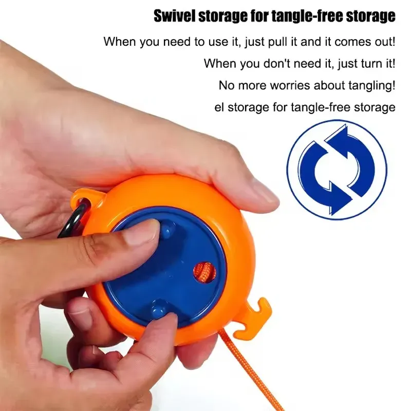 Corde à linge rétractable installée dans un espace extérieur