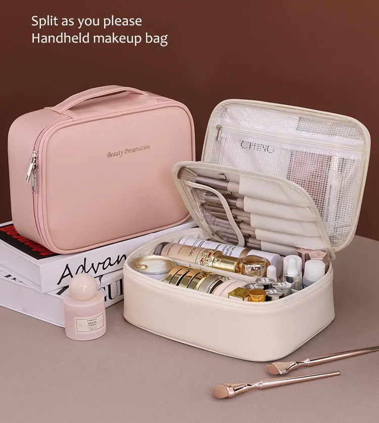 Vue d'ensemble du sac de rangement cosmétique