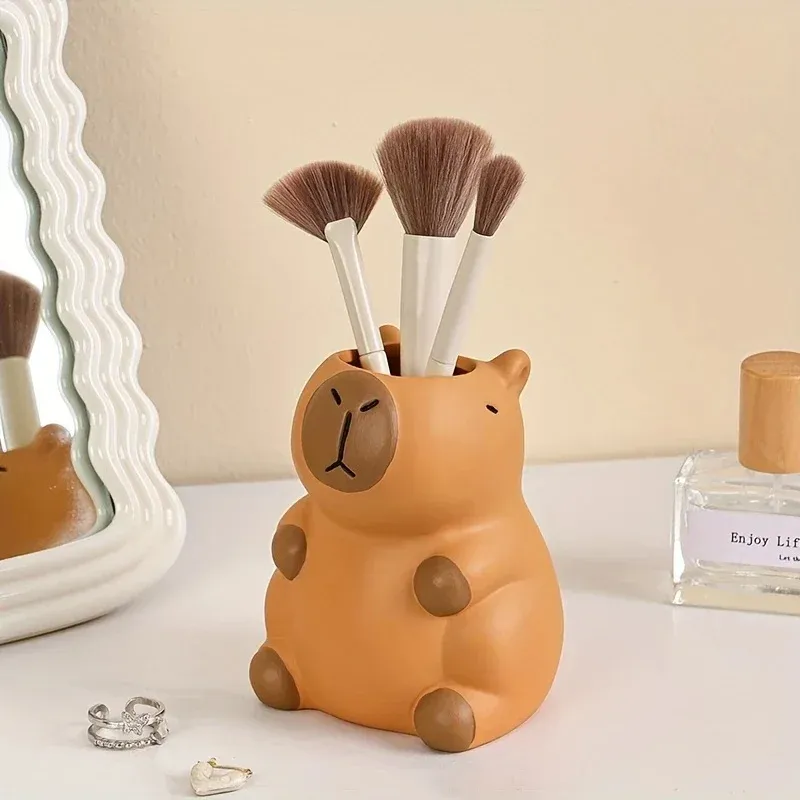 Porte-stylos Capybara mignon et organiseur de pinceaux de maquillage pour la décoration de bureau 2