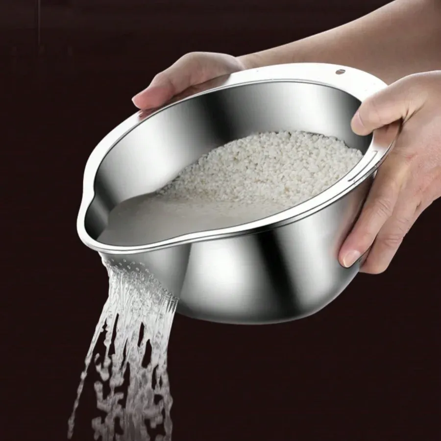 Bol de lavage du riz en acier inoxydable 2 en 1 avec trous d'évacuation, passoire pour fruits et légumes et panier pour évier de cuisine 2