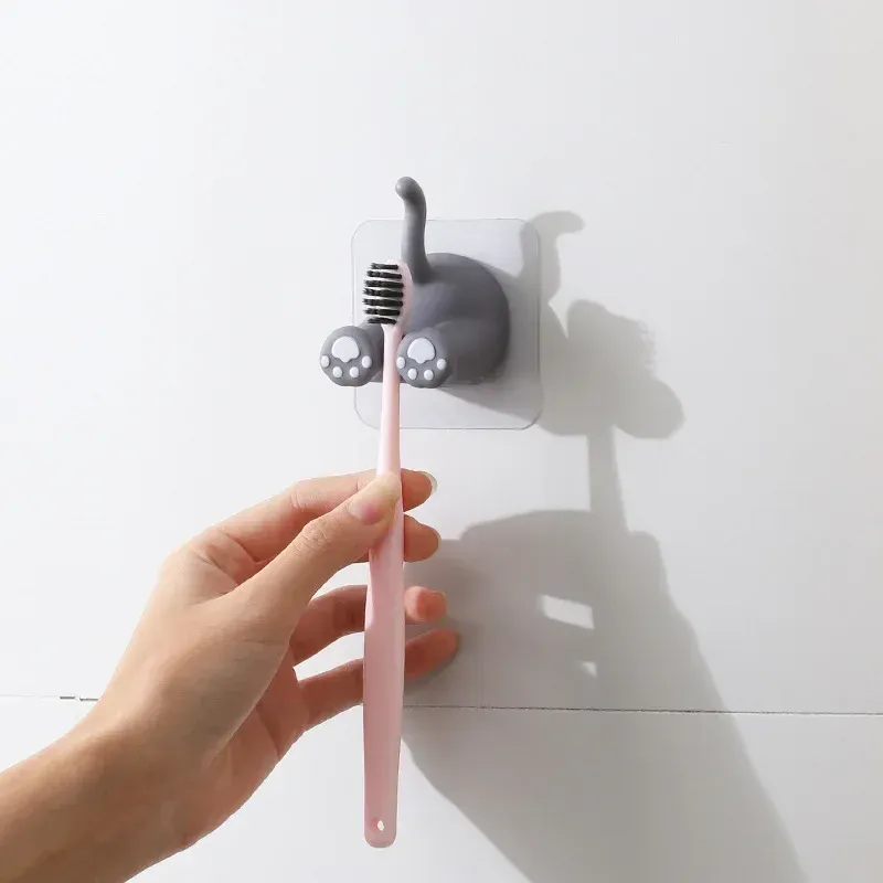 Porte-brosse à dents enfant dans un intérieur moderne