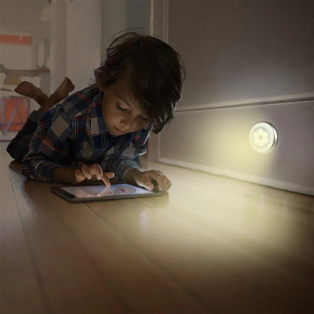 Lampe de nuit LED ronde à détecteur de mouvement, vue d'ensemble au design épuré