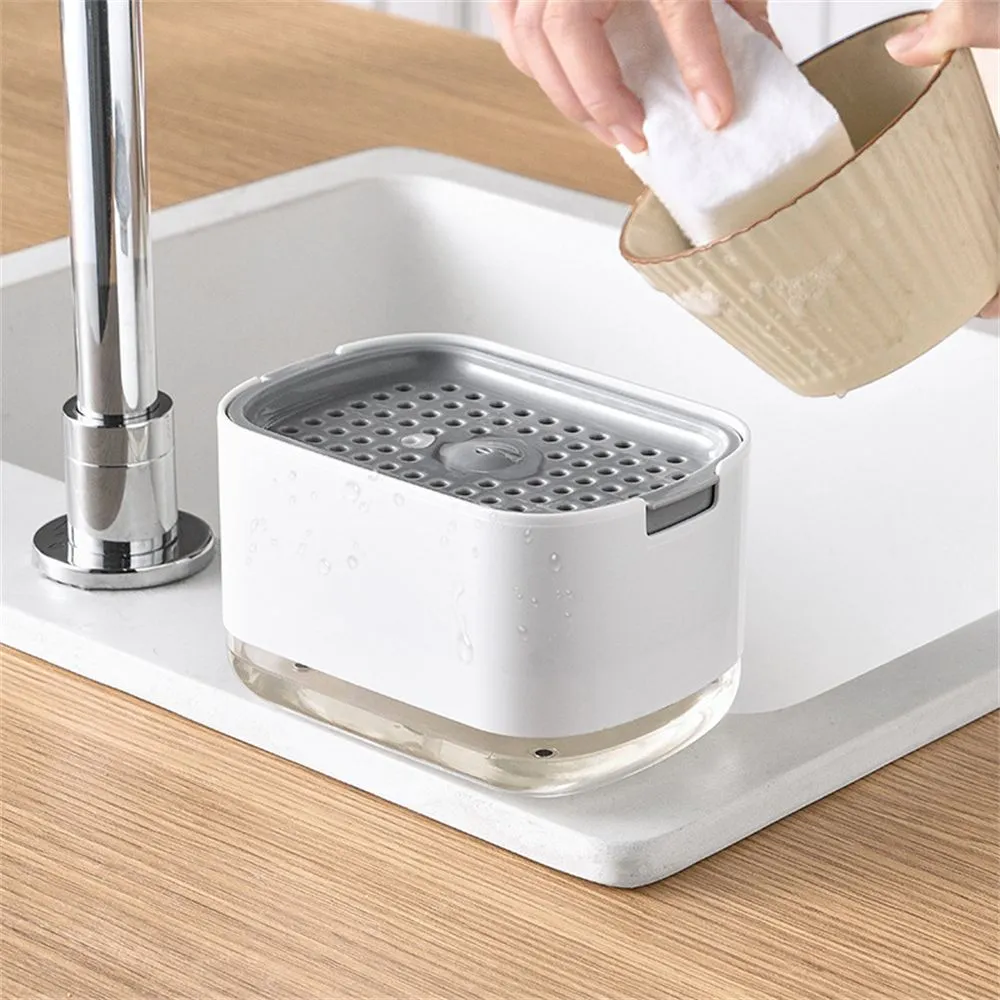 Distributeur de savon Regina en situation dans la cuisine