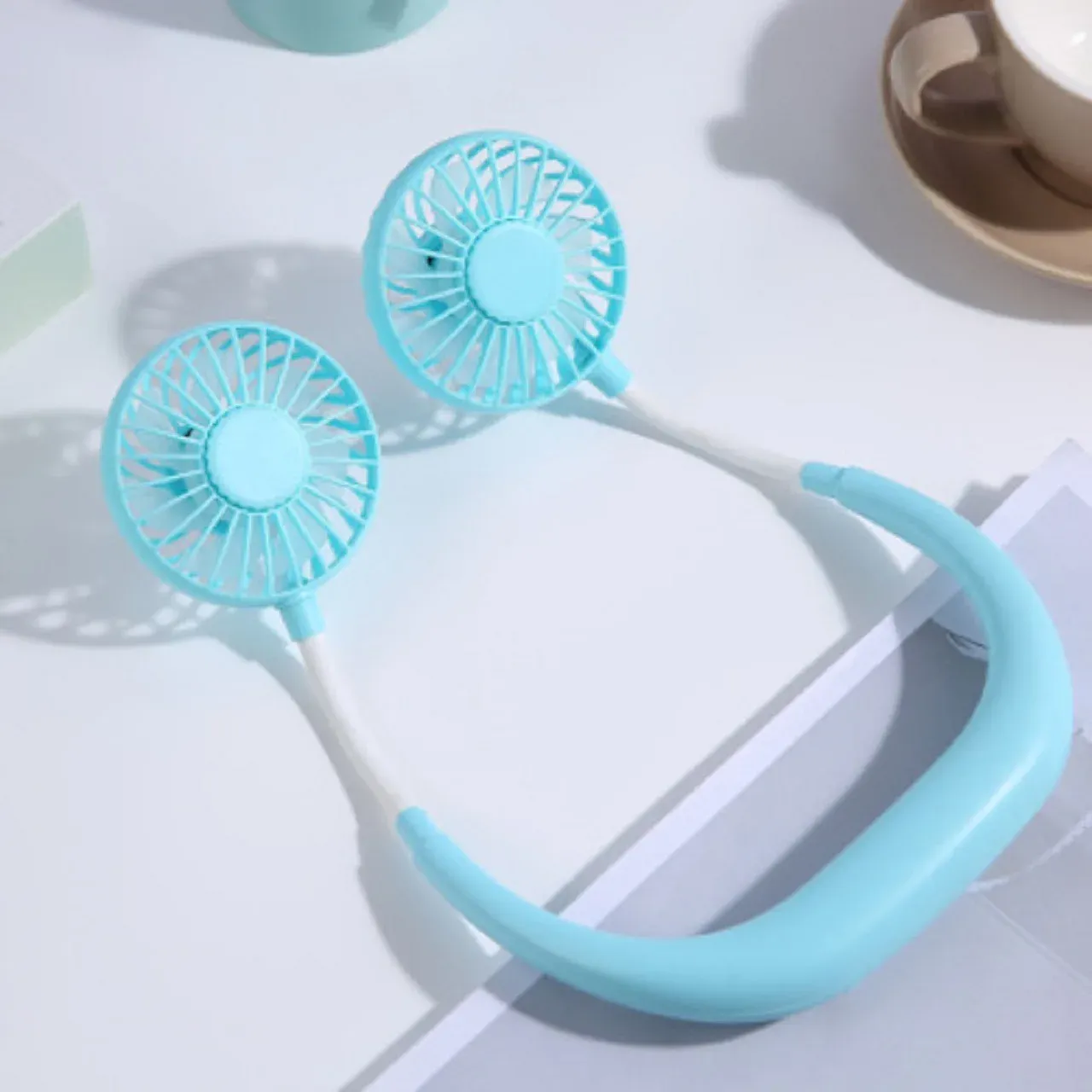 Mini ventilateur de sport portable, mains libres, à suspendre, rechargeable par USB, 3 vitesses, orientable, pour le bureau et la maison 12