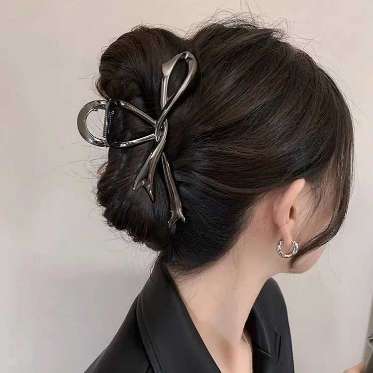 Pince à cheveux punk en métal argenté à motif irrégulier 30