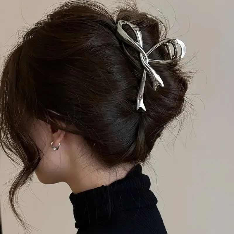 Pince à cheveux punk en métal argenté à motif irrégulier 32