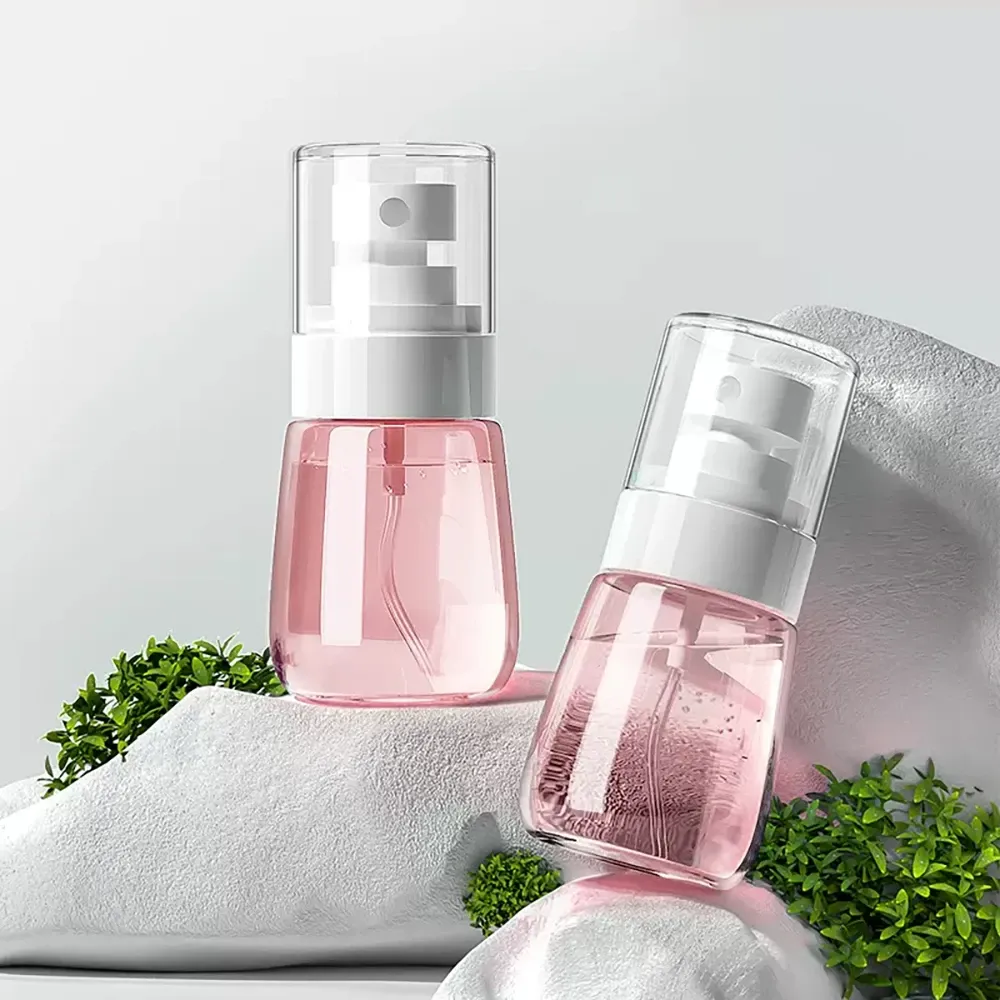 Flacon Vaporisateur de Brume Rechargeable en Plastique Transparent 30 ml, Format Voyage pour Soins, Maquillage et Parfums - Image 1