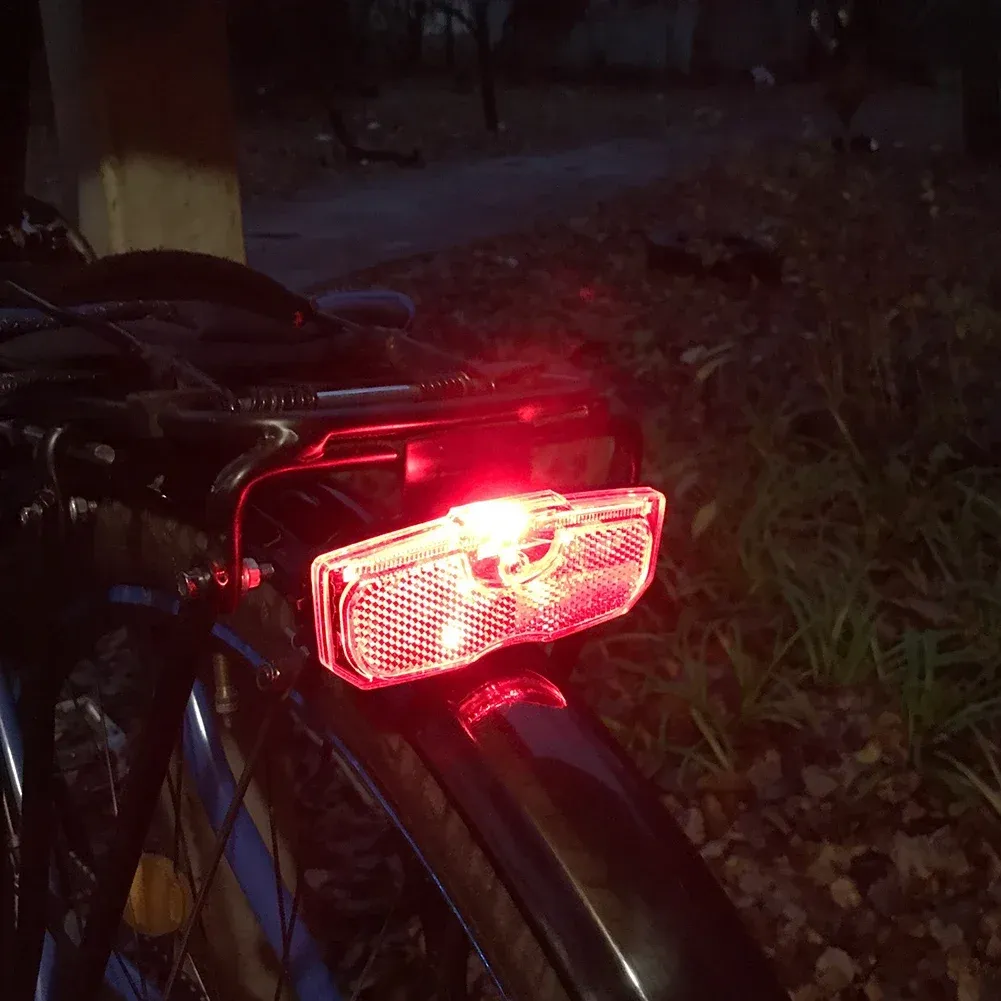 Feu arrière de vélo DOMEN à batterie pour porte-bagages, éclairage de sécurité pour VTT et vélo de route 6