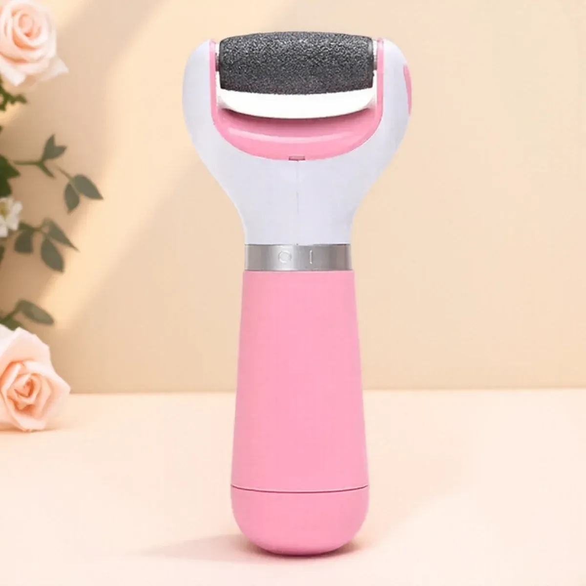 Pédicure électrique rechargeable : élimine les callosités et la peau morte pour des pieds doux et lisses 7