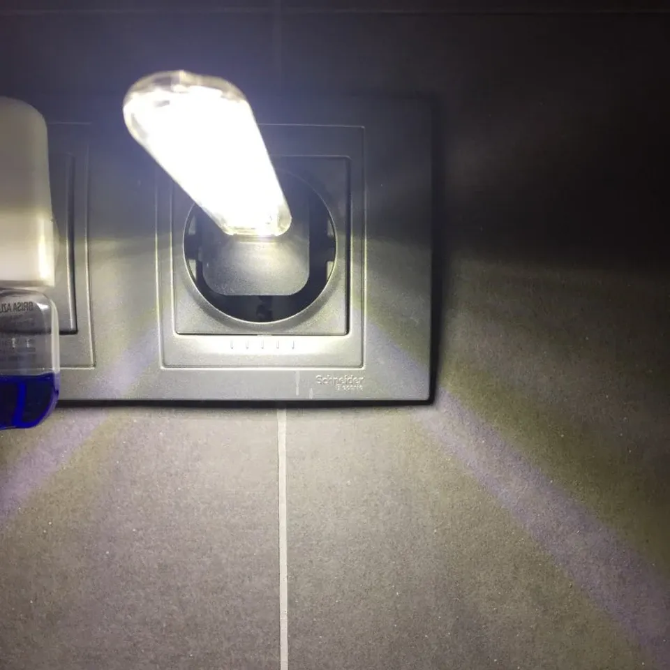 Lampe de lecture LED USB pour ordinateur portable