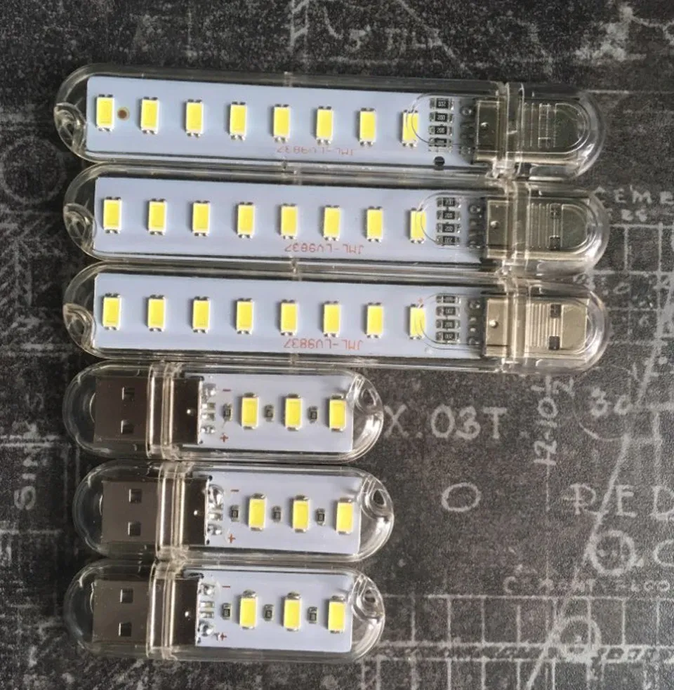 Lampe de lecture LED USB, finitions soignées