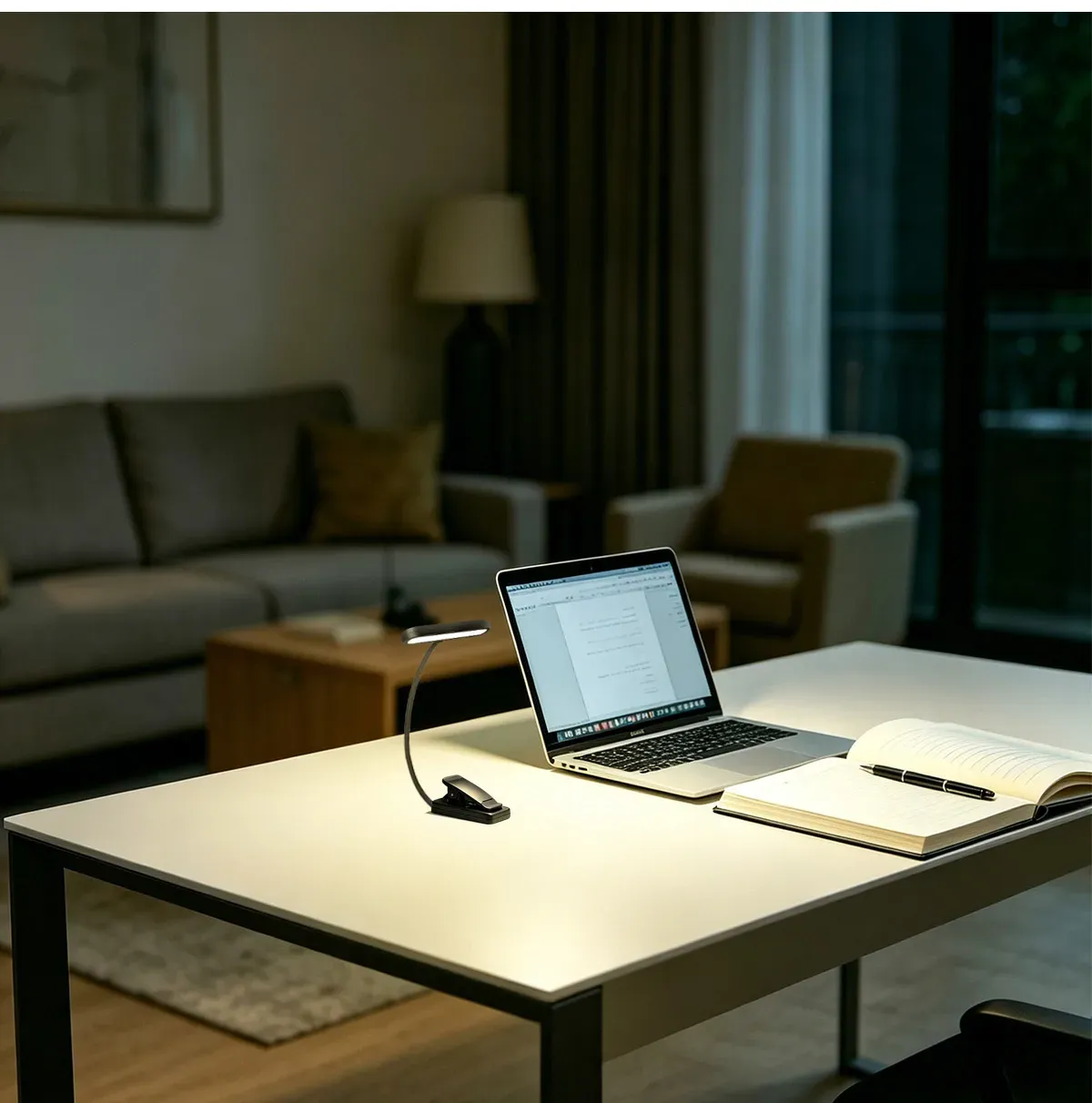 Lampe de lecture à clipser, finitions soignées