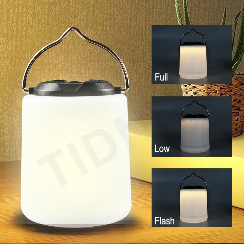 Lanterne LED en situation de camping