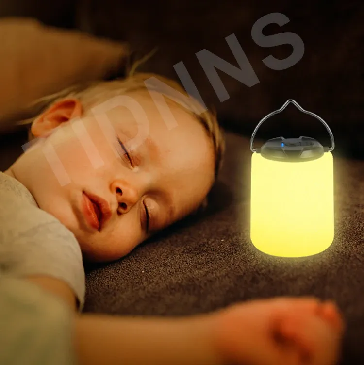 Lanterne LED en ambiance nocturne