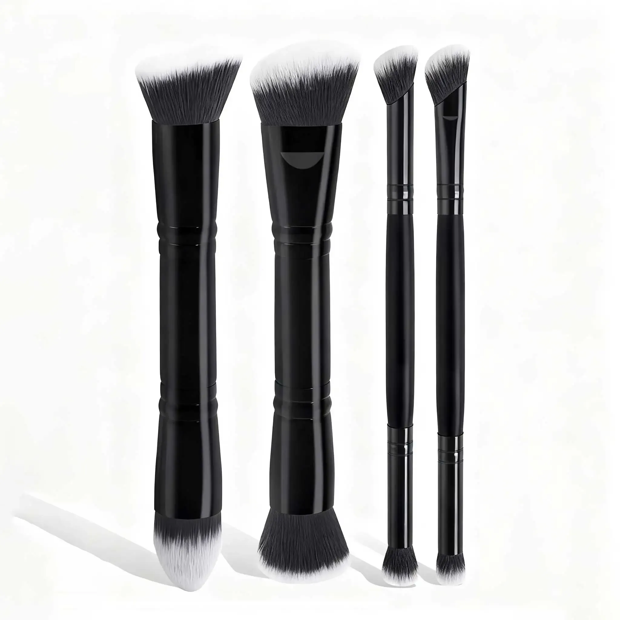 Ensemble de 4 pinceaux de maquillage essentiels avec étui : fond de teint double embout, poudre, blush et fard à paupières 10