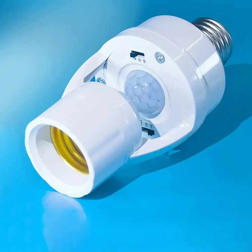 Adaptateur de douille E26 avec détecteur de mouvement et capteur crépusculaire pour sous-sol, garage et local de stockage 3