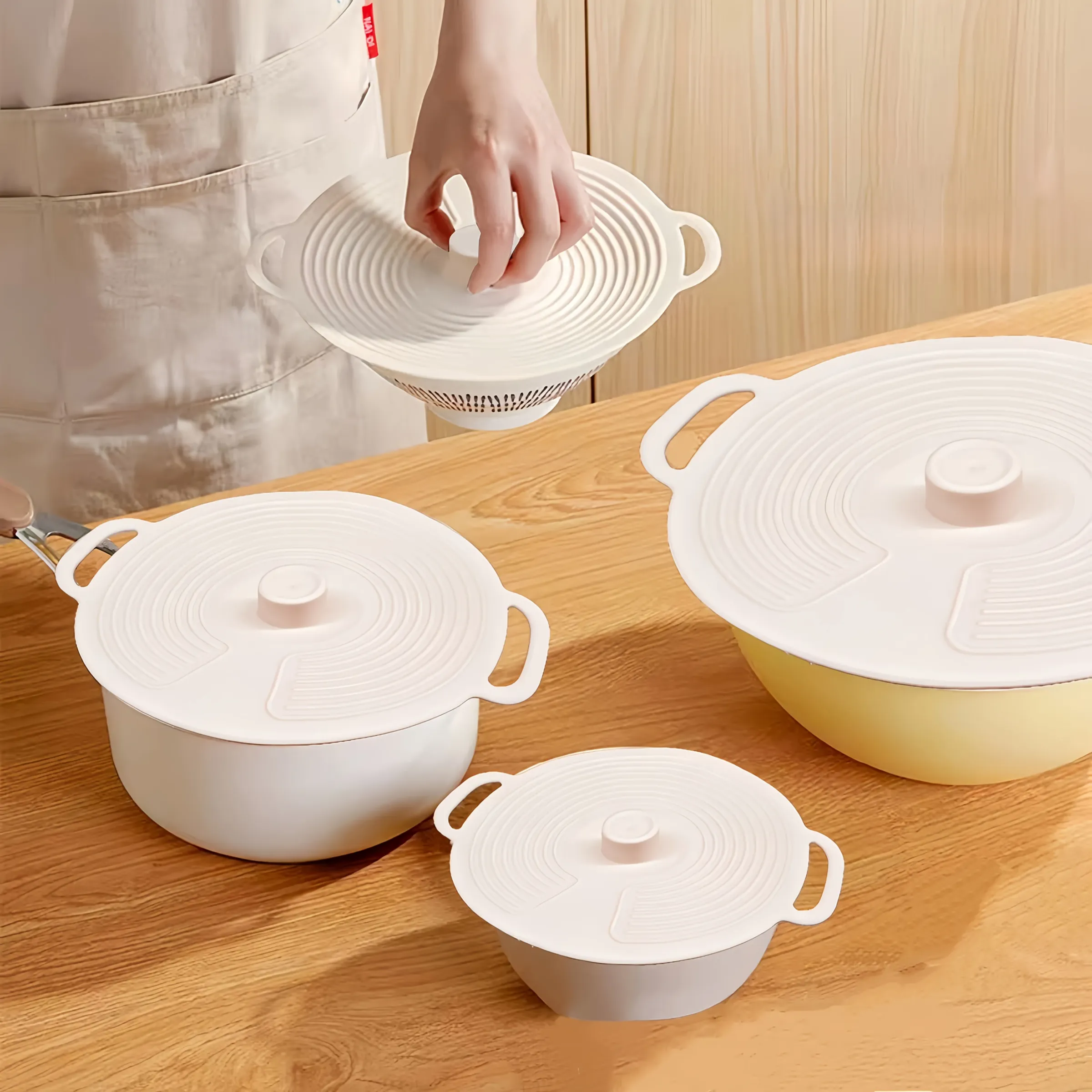Lot de 3 ou 6 couvercles en silicone à double poignée, résistants à la chaleur, anti-éclaboussures et réutilisables, compatibles micro-ondes, pour bols, assiettes et casseroles 2