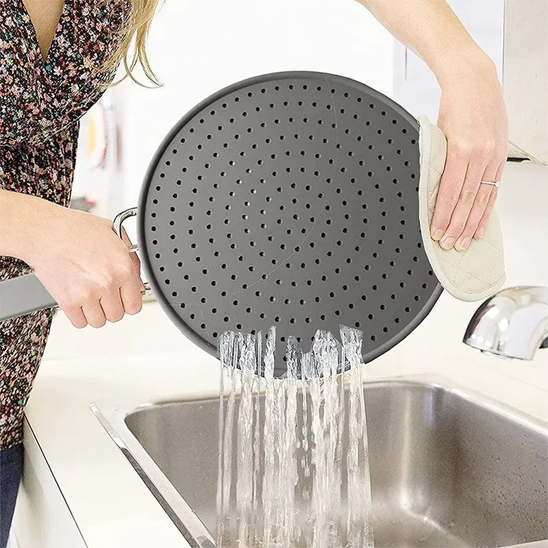 Écran anti-projections en silicone pour cuisine avec poignée, résistant à la chaleur, protection contre les projections d'huile, couvercle de poêle 2