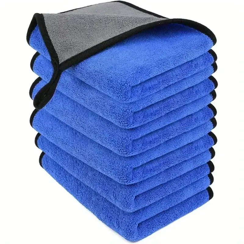 Détail de la texture douce de la microfibre
