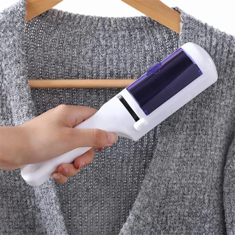 Brosse statique blanche pour vêtements