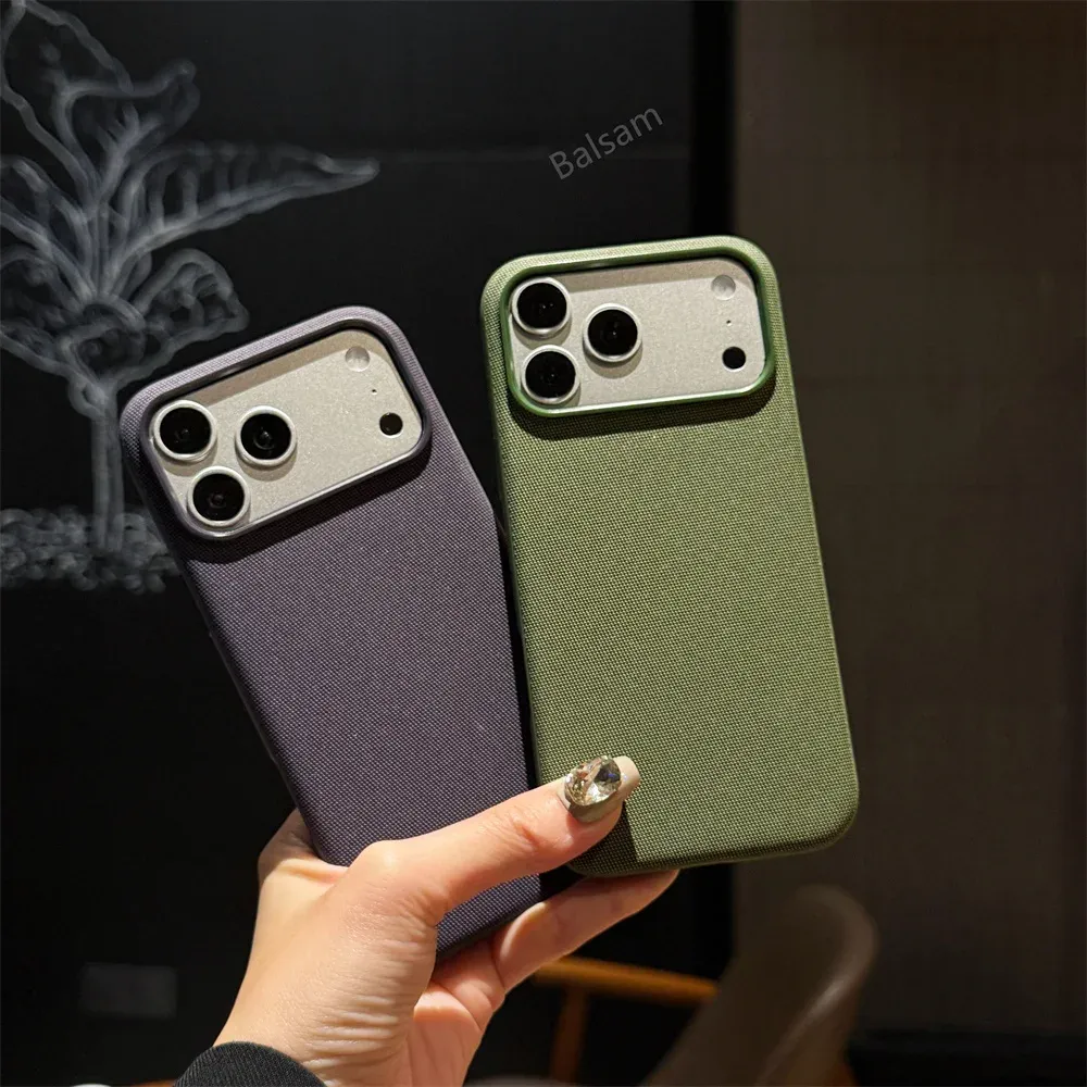 Coque Tech Woven pour iPhone
