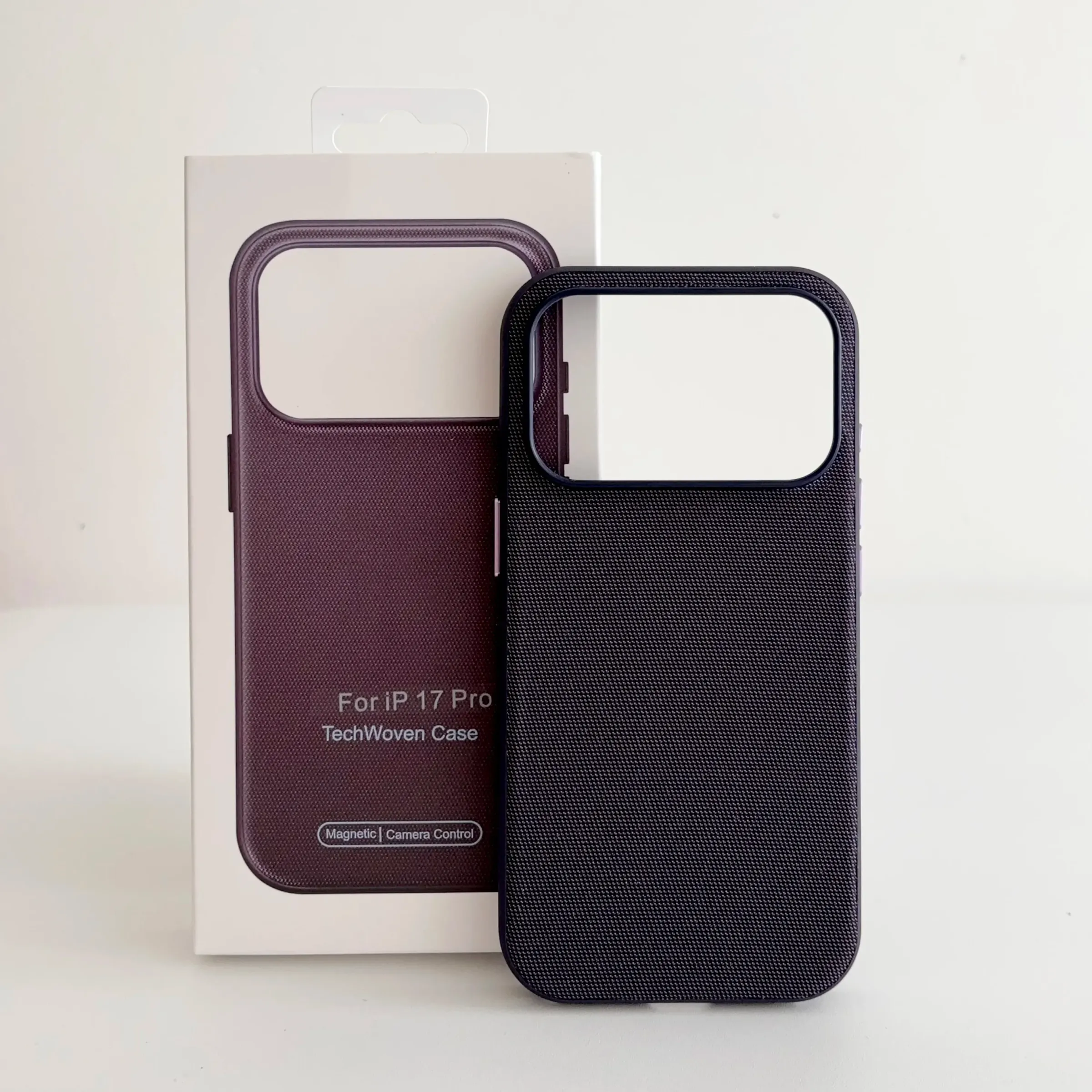 Coque magnétique Tech Woven de luxe compatible MagSafe pour iPhone 11 à 18 (Plus, Pro et Pro Max), compatible charge sans fil 13