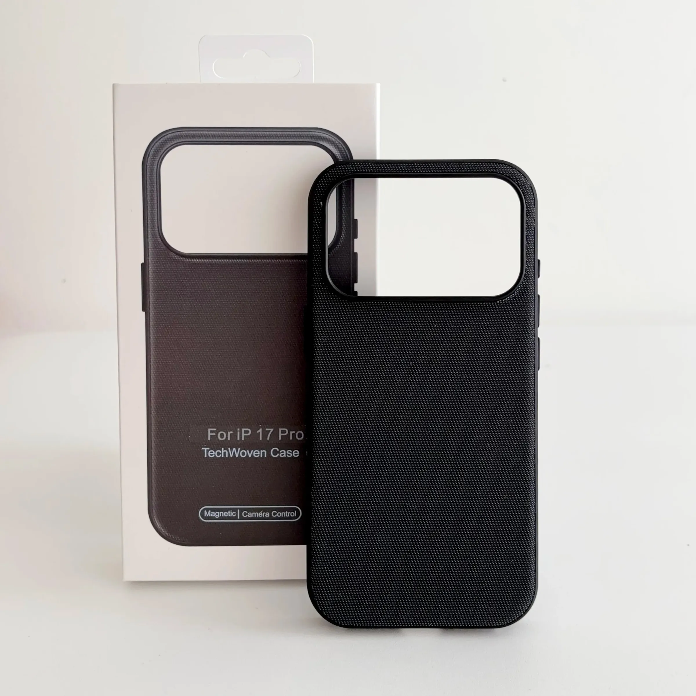Coque magnétique Tech Woven de luxe compatible MagSafe pour iPhone 11 à 18 (Plus, Pro et Pro Max), compatible charge sans fil 11