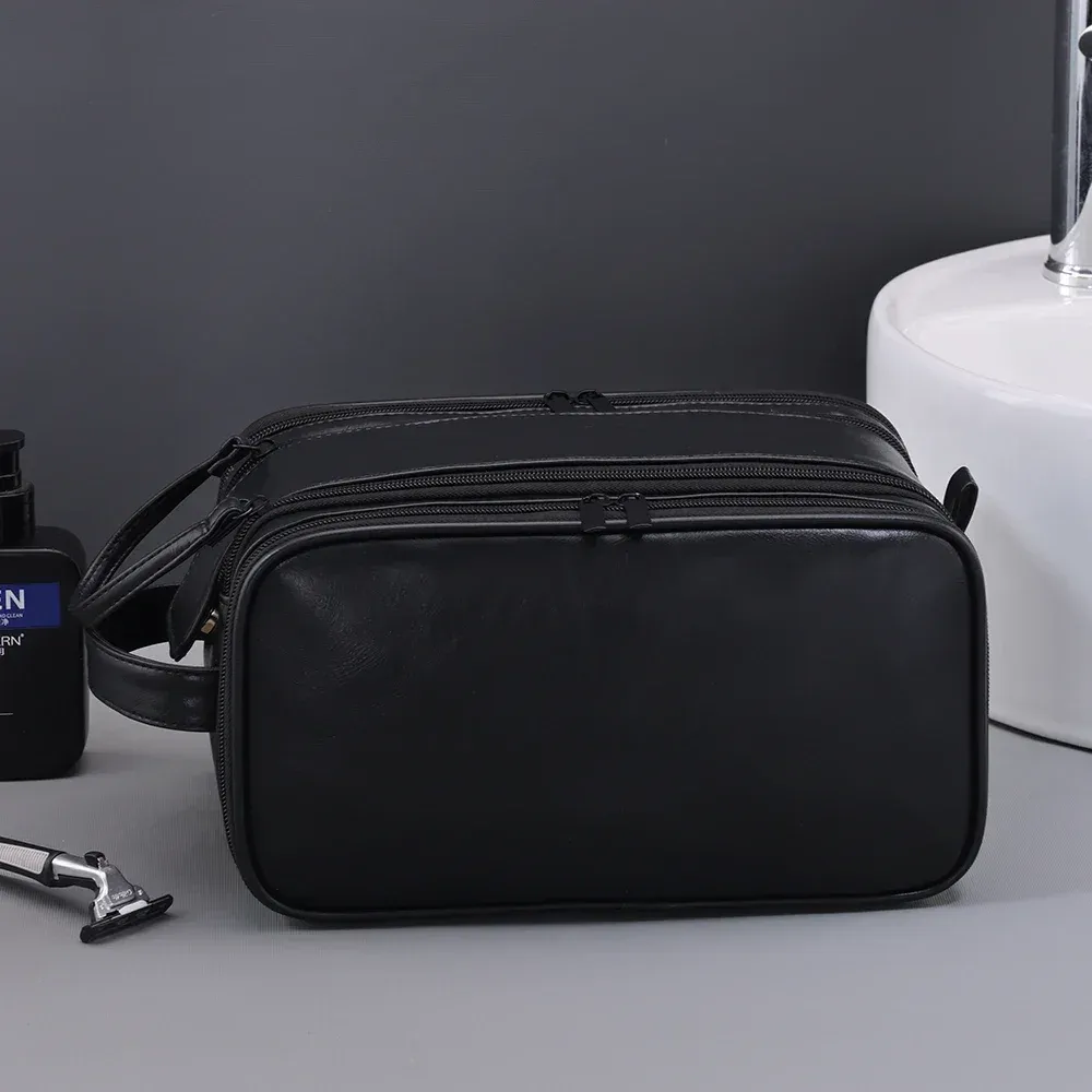 Trousse de toilette homme