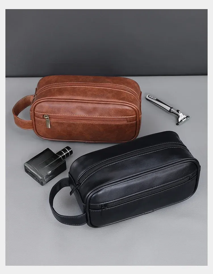 Trousse de toilette ouverte à plat