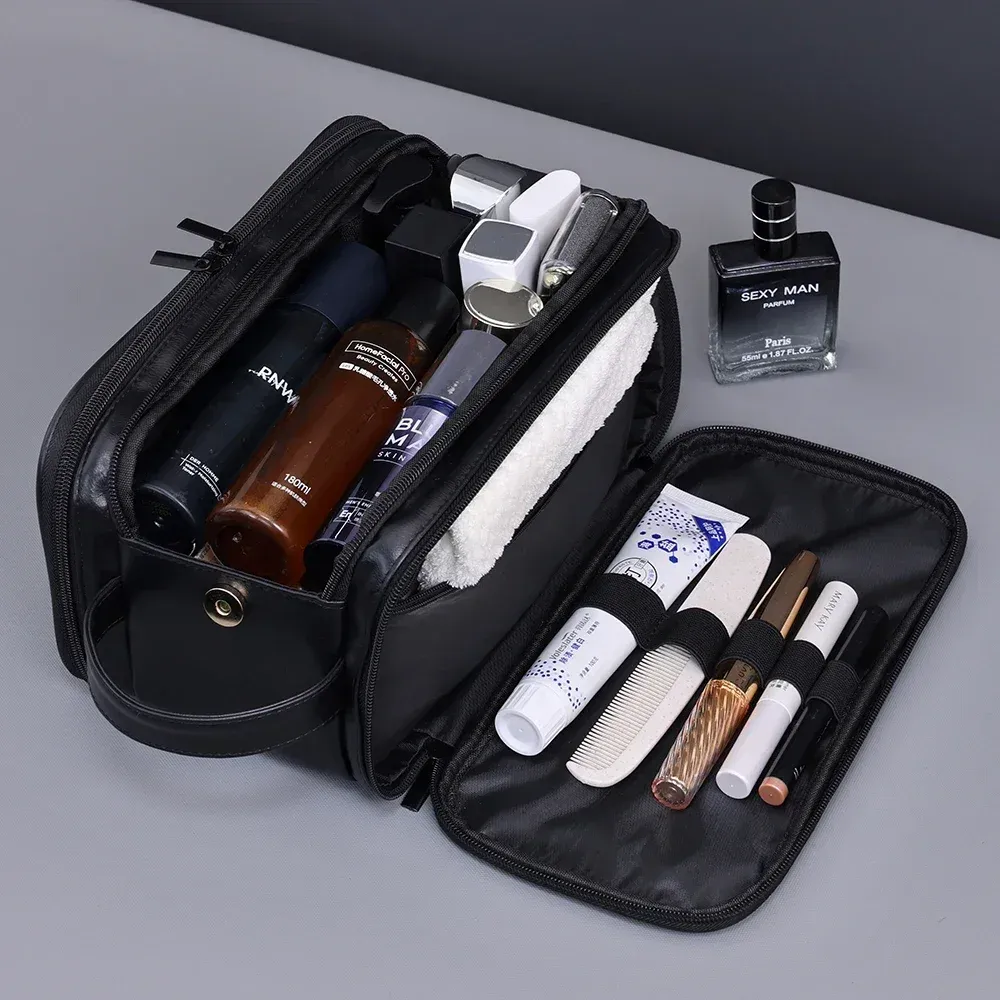 Trousse de toilette ouverte