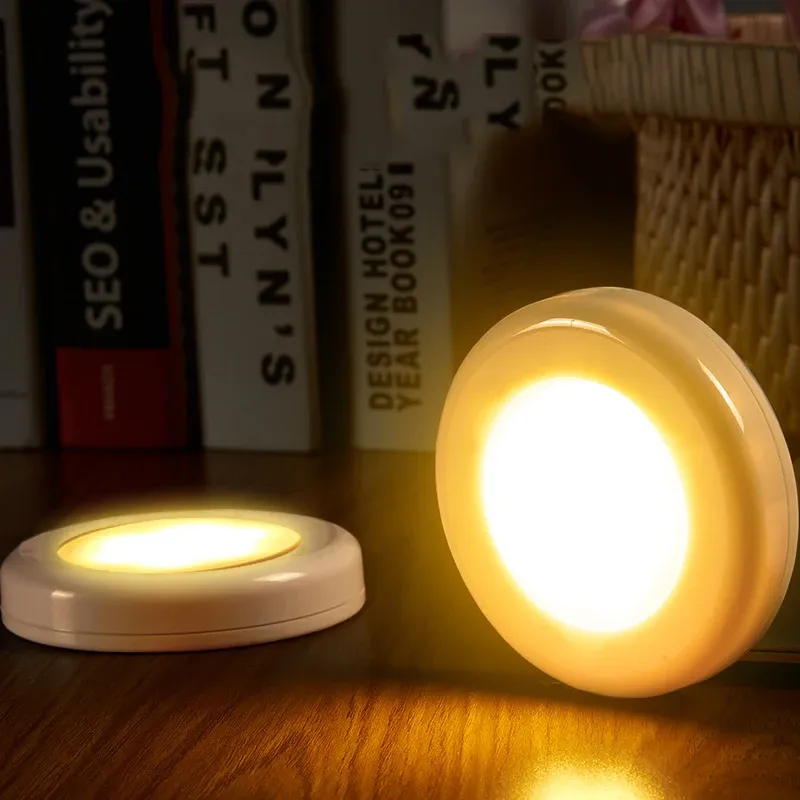 Veilleuse à détecteur de mouvement infrarouge à piles AAA, allumage et extinction automatiques pour escalier et placard 2