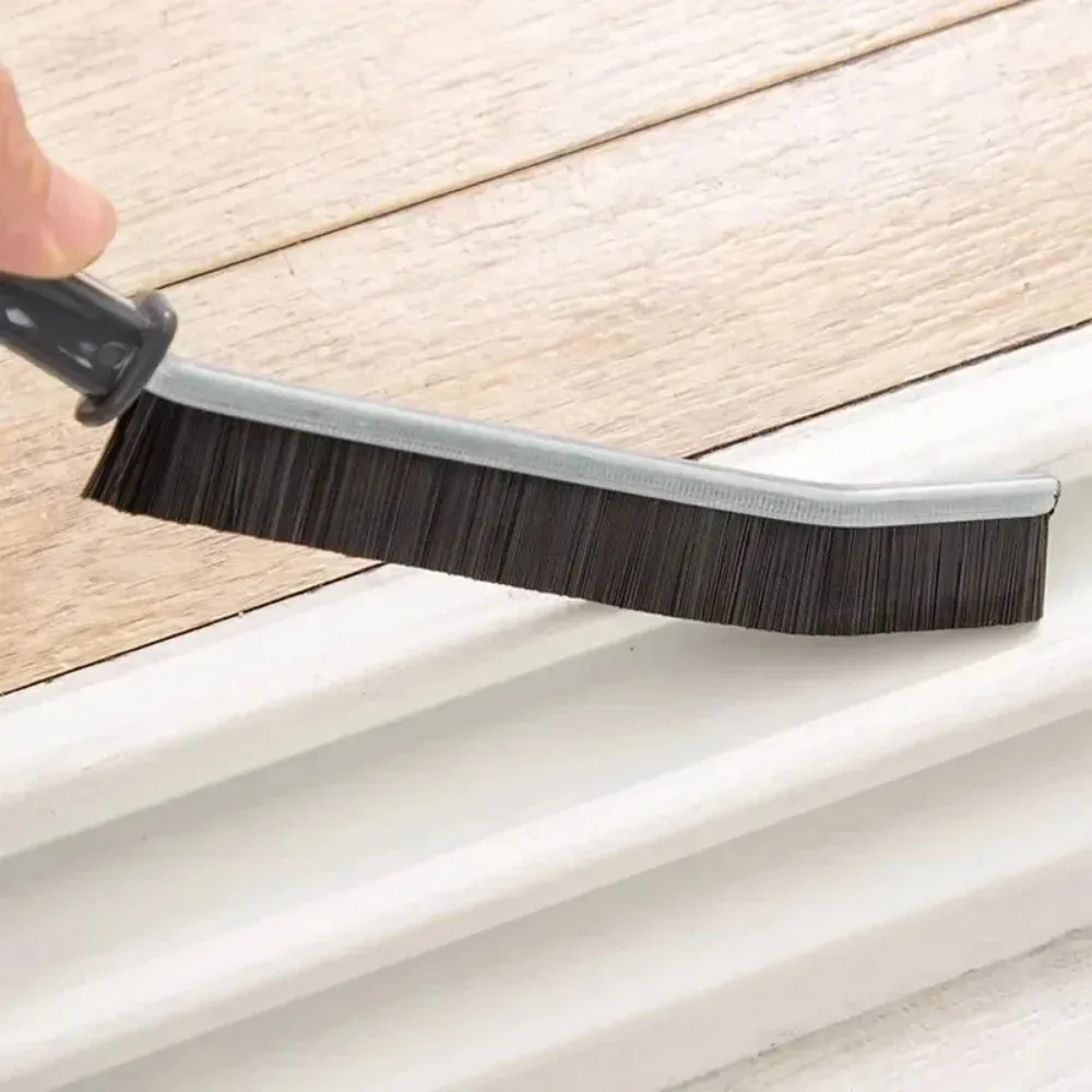 Brosse de nettoyage pour joints de carrelage, vue générale