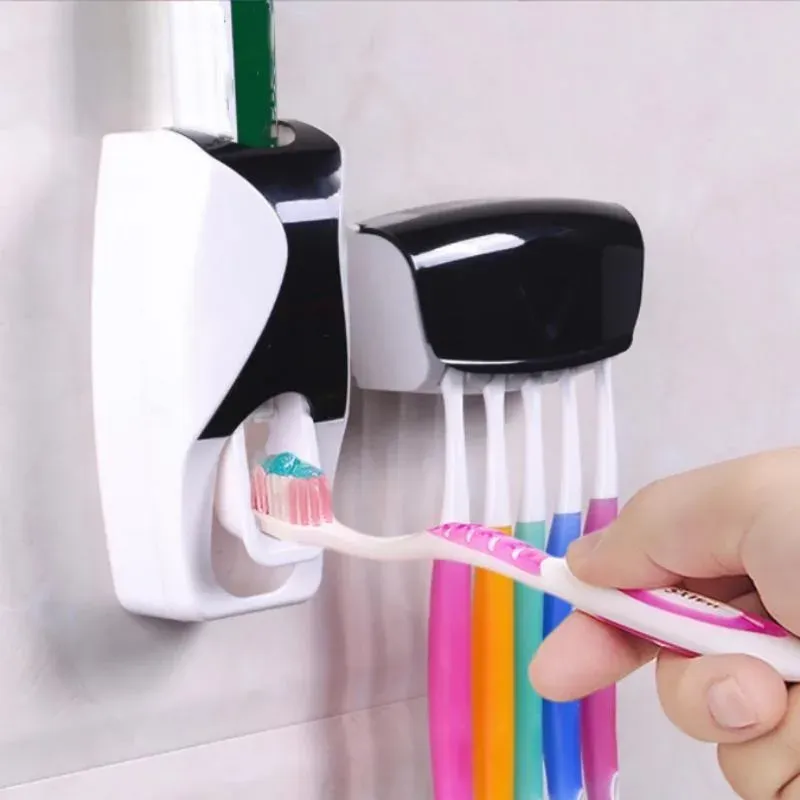 Ensemble mural porte-brosse et distributeur automatique