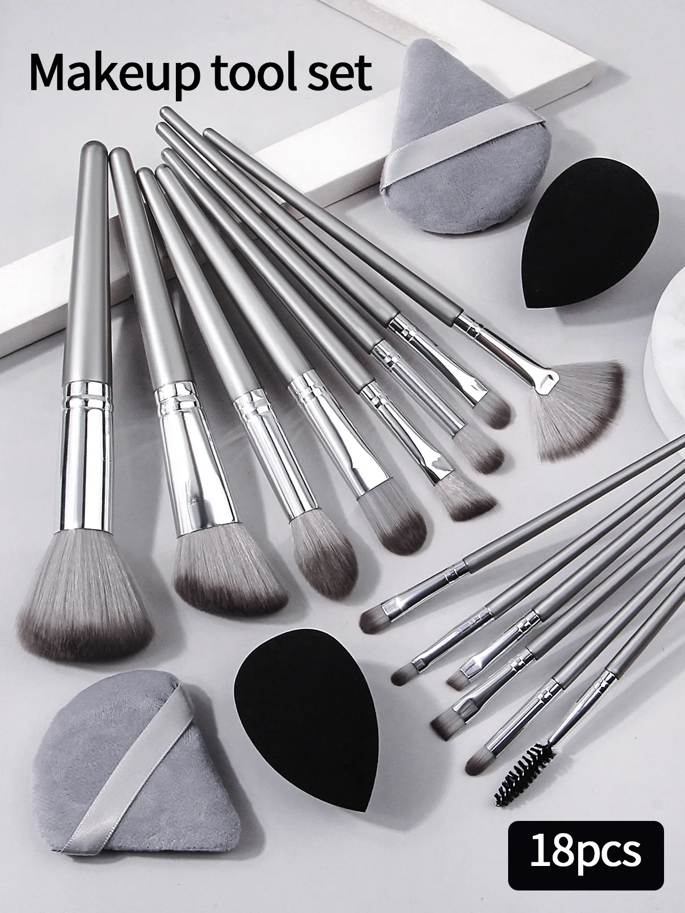 Ensemble de 14 pinceaux de maquillage portables