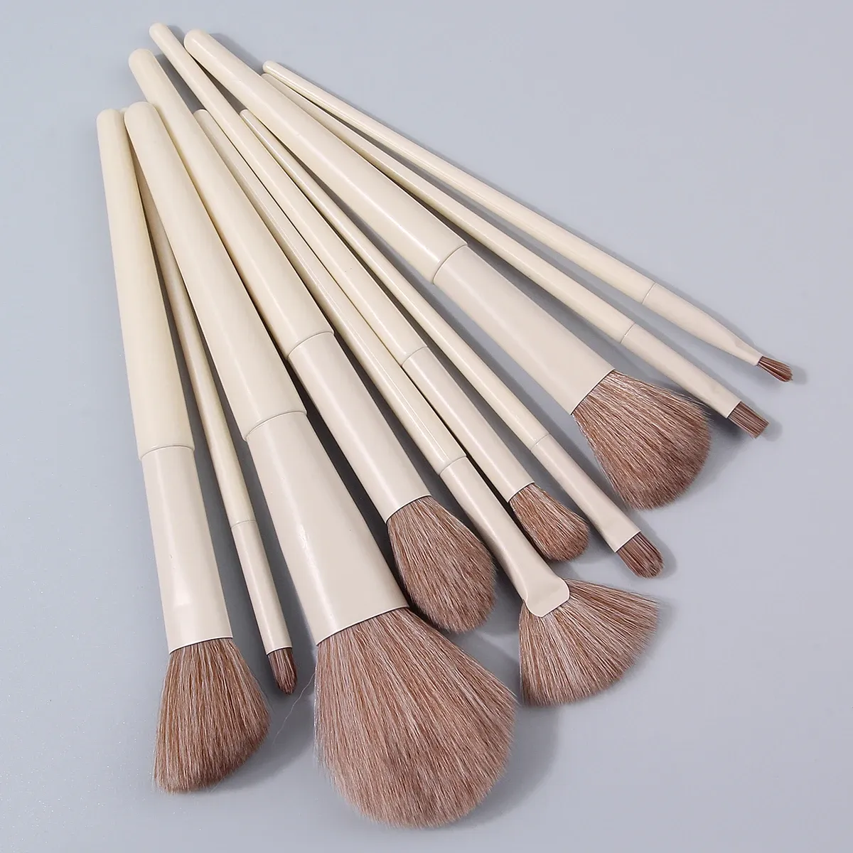 Ensemble de 14 pinceaux de maquillage portables et doux, 2 éponges de maquillage double usage (humide et sèche) et 2 éponges triangulaires pour poudre 7