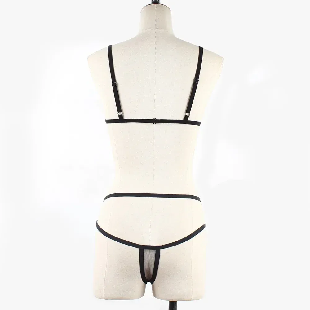 Ensemble de lingerie vue d'ensemble