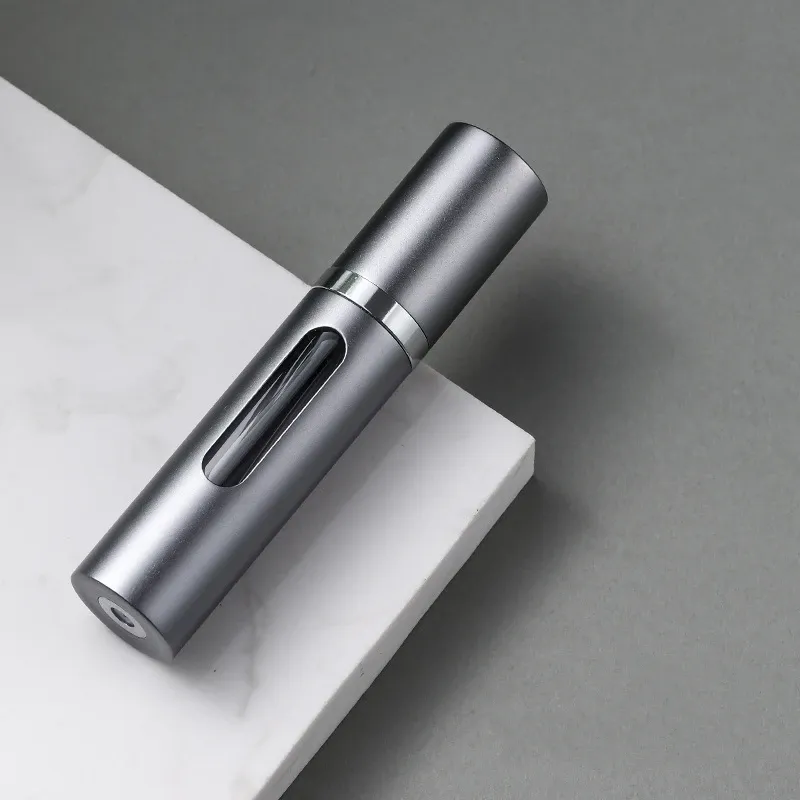 Flacon de parfum rechargeable en verre 8 ml avec pulvérisateur, contenant cosmétique de voyage vide 4