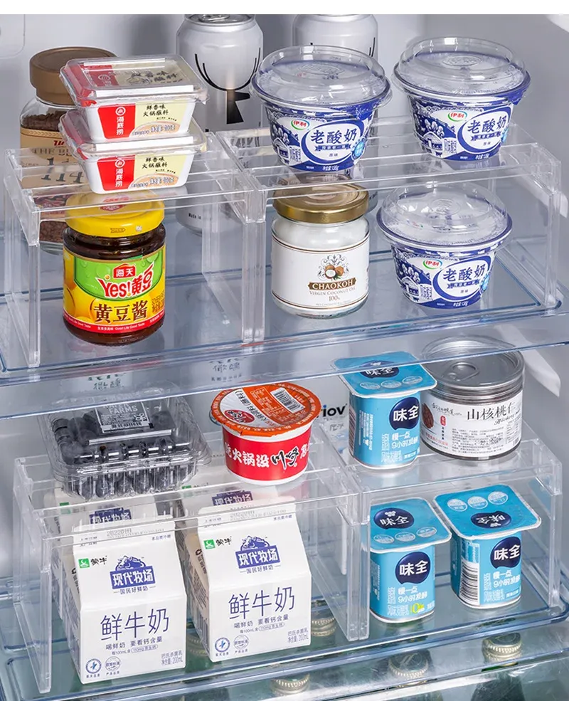 Rangement de cuisine avec organisateur transparent