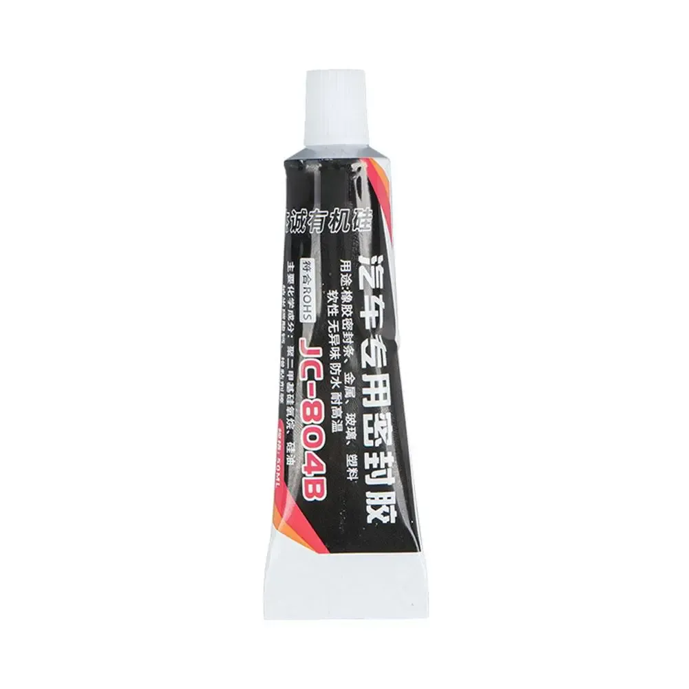 Application du gel d'étanchéité sur un joint