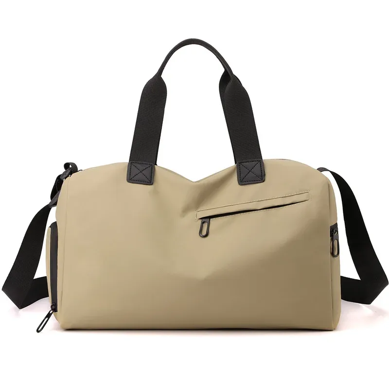 Sac de voyage imperméable grande capacité avec compartiment sec et humide 9