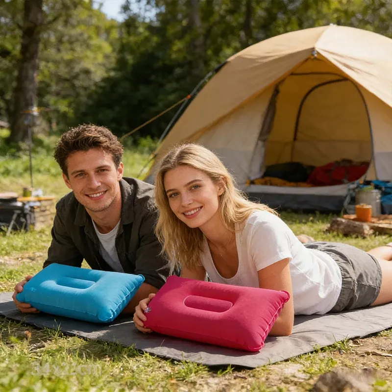Oreiller de voyage gonflable ultraléger avec pompe portable, lot de 2 : coussin gonflable pour avion, voiture, bureau, randonnée et sac à dos 2