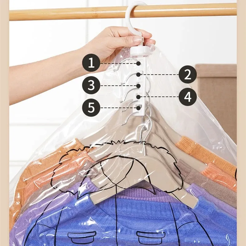 Housse de rangement sous vide suspendue pour costumes, manteaux et vestes habillées 2