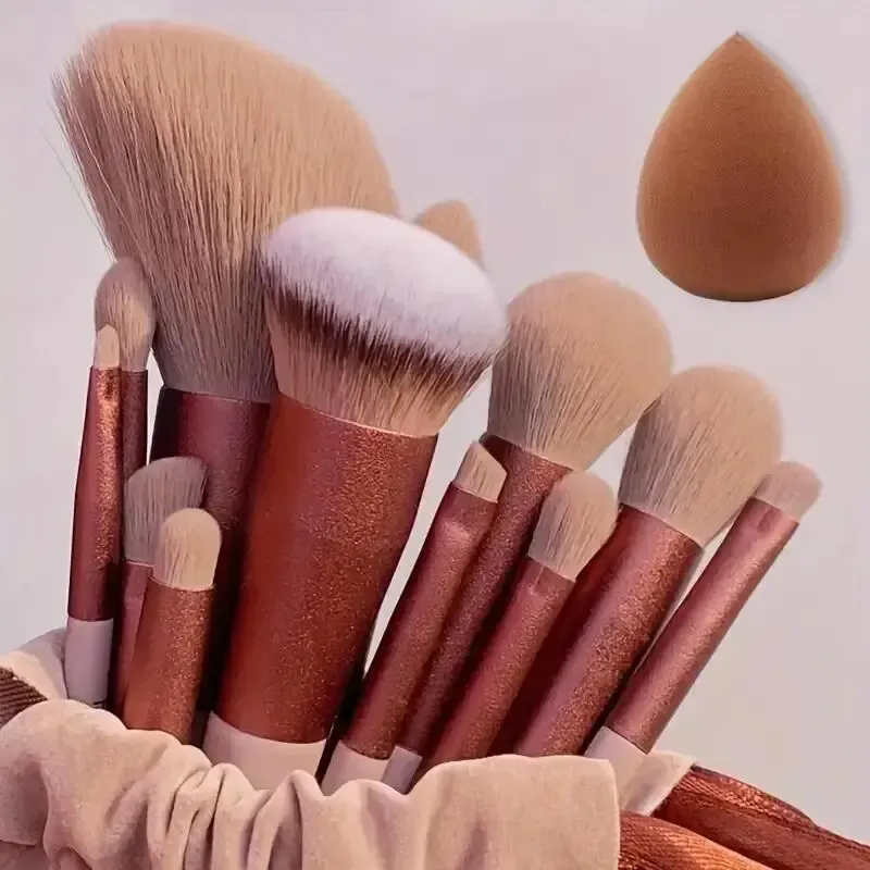 Ensemble de pinceaux de maquillage ultra-doux : fond de teint, poudre, correcteur et Kabuki - Image 1