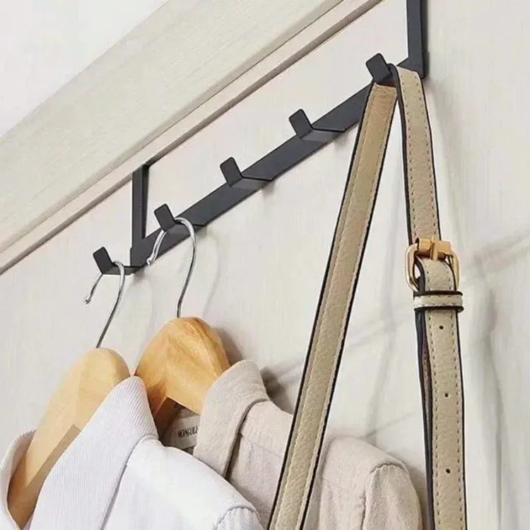 Détail du crochet en fer