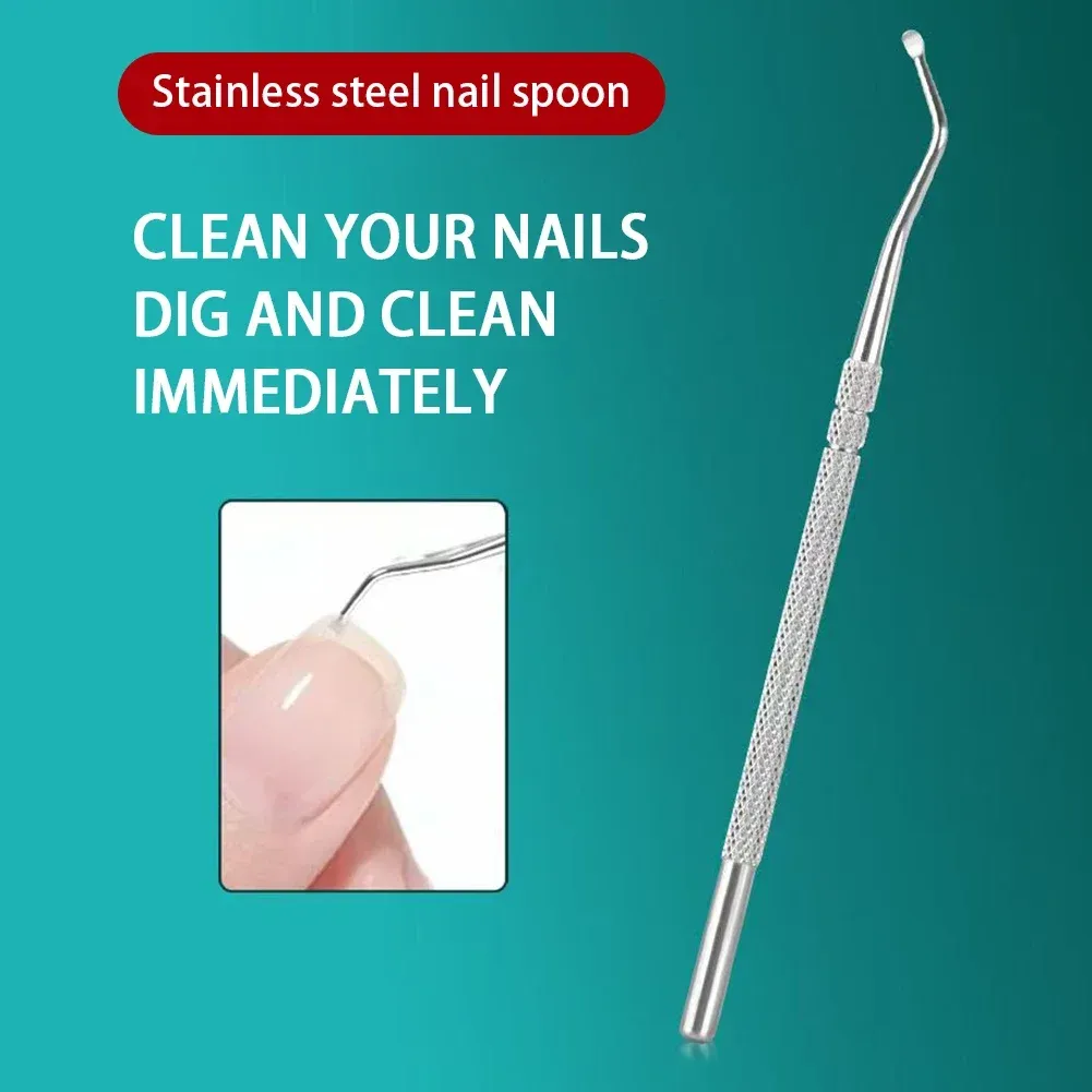 Détail de la lame biseautée du coupe-ongles