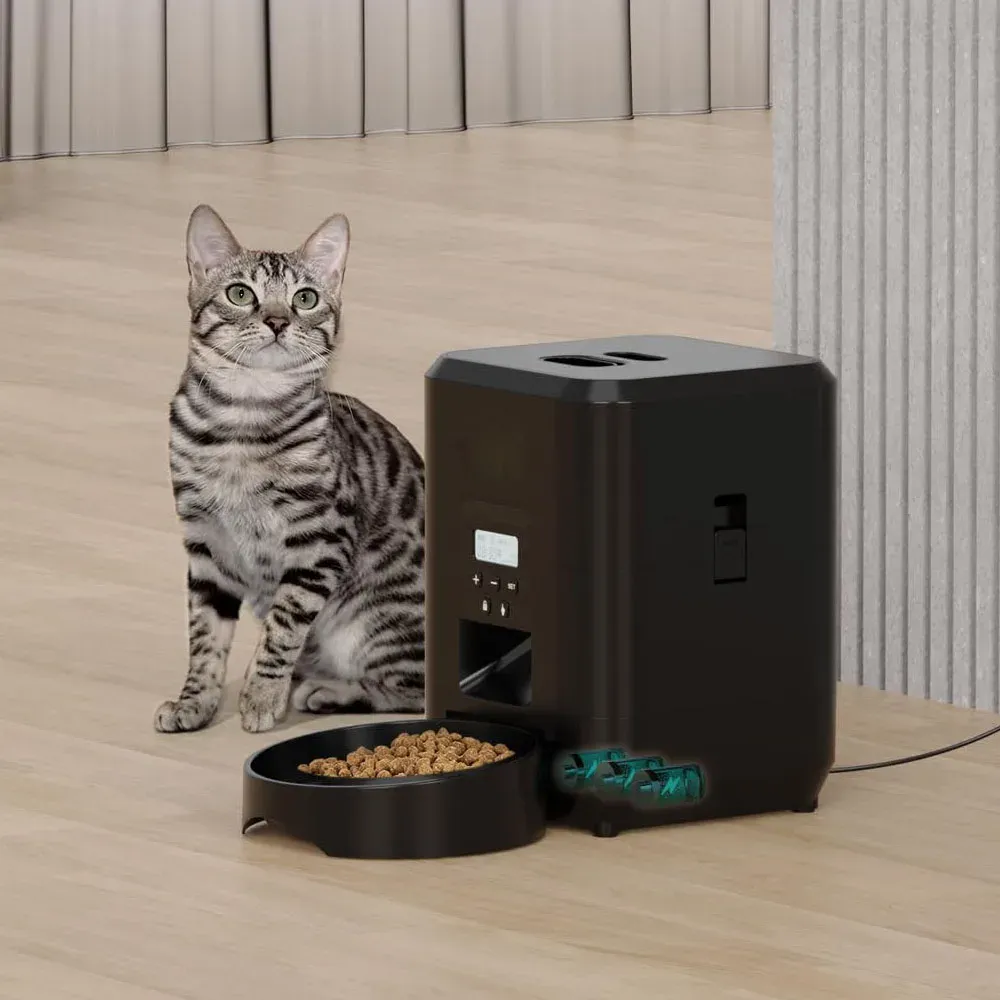 Distributeur automatique intelligent pour animaux de compagnie 2